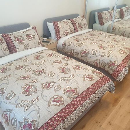 London Luxury Apartments 5 Min Walk From Ilford Station, With Free Parking Free Wifi エクステリア 写真