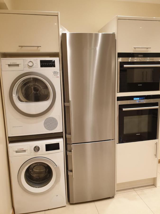 London Luxury Apartments 5 Min Walk From Ilford Station, With Free Parking Free Wifi エクステリア 写真