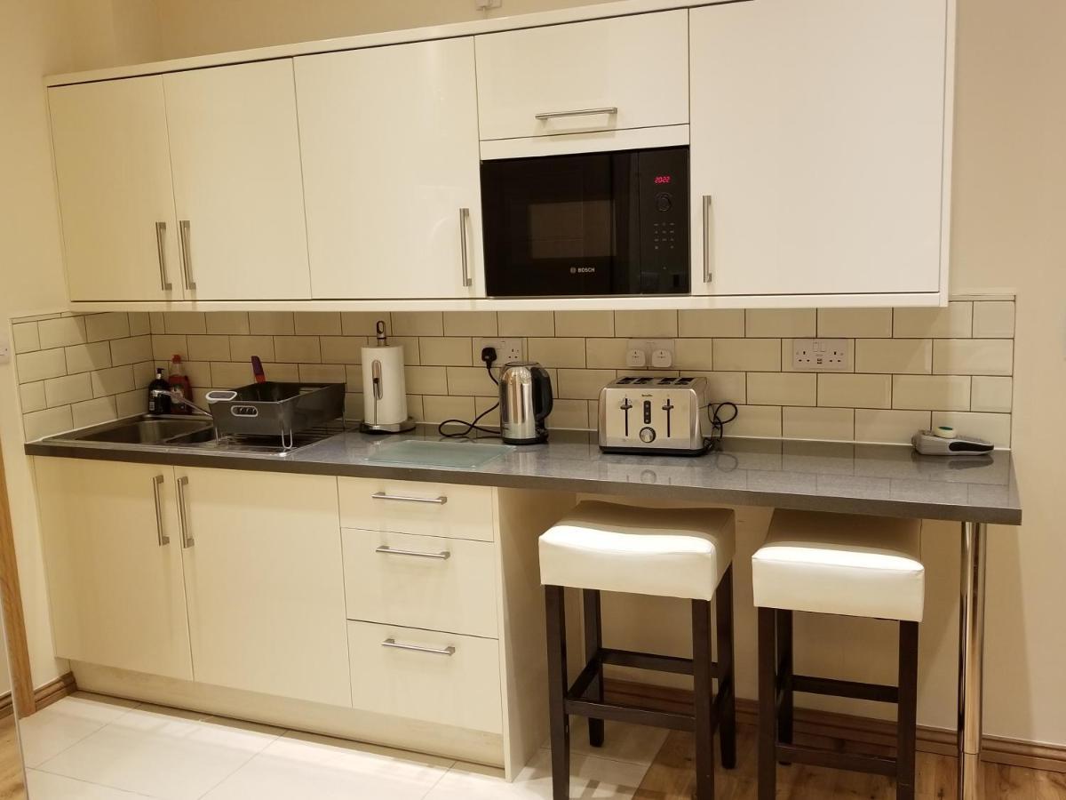 London Luxury Apartments 5 Min Walk From Ilford Station, With Free Parking Free Wifi エクステリア 写真