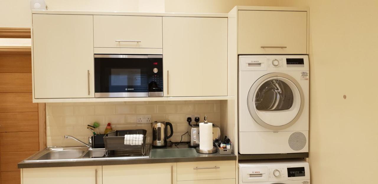 London Luxury Apartments 5 Min Walk From Ilford Station, With Free Parking Free Wifi エクステリア 写真