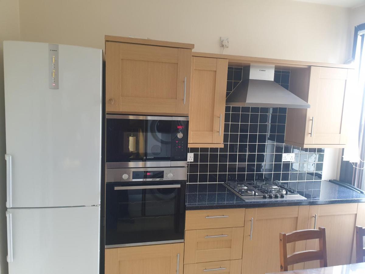 London Luxury Apartments 5 Min Walk From Ilford Station, With Free Parking Free Wifi エクステリア 写真