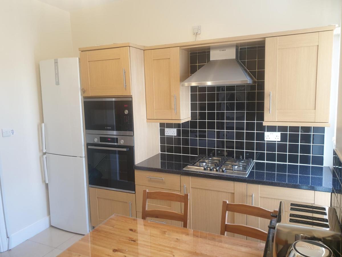 London Luxury Apartments 5 Min Walk From Ilford Station, With Free Parking Free Wifi エクステリア 写真