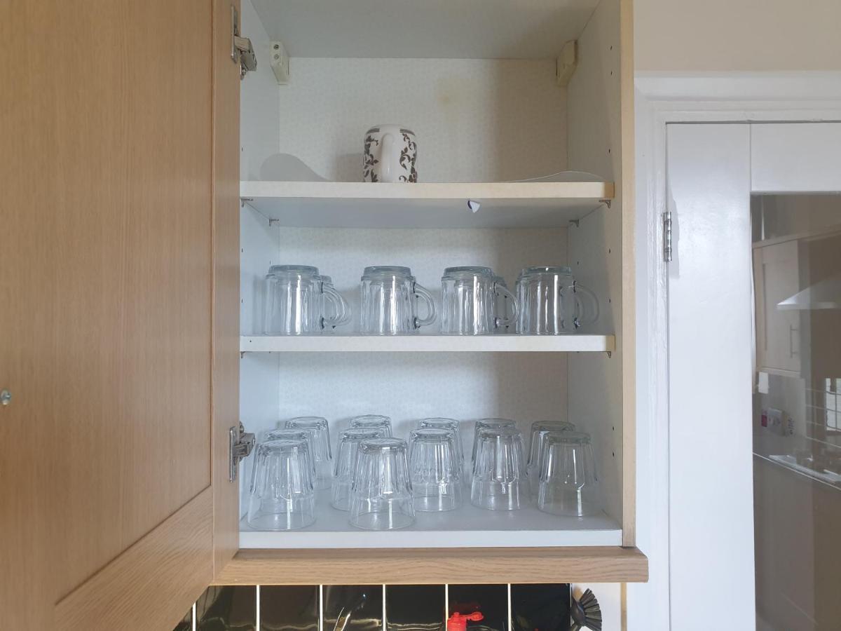 London Luxury Apartments 5 Min Walk From Ilford Station, With Free Parking Free Wifi エクステリア 写真